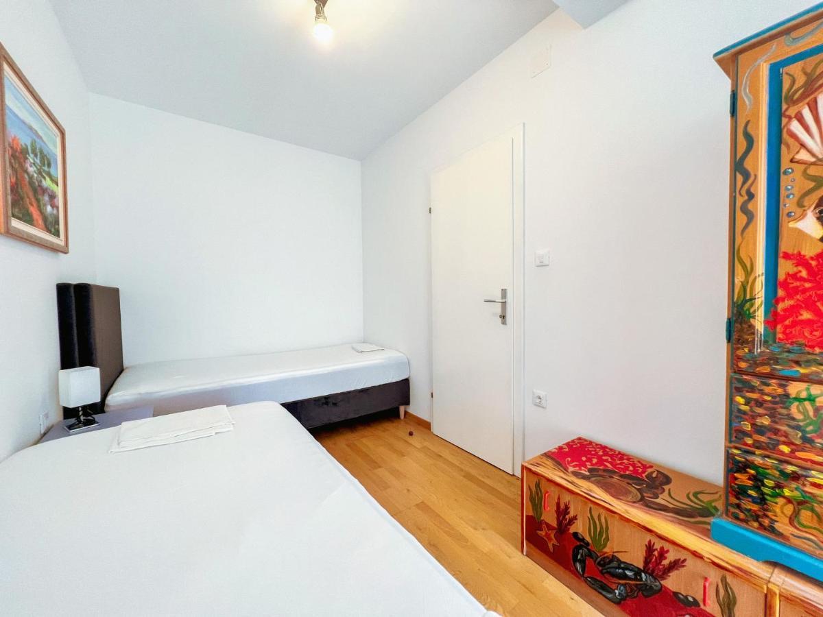 סבטי פיליפ אי ג'קוב B88 Apartments - Vila Palma מראה חיצוני תמונה