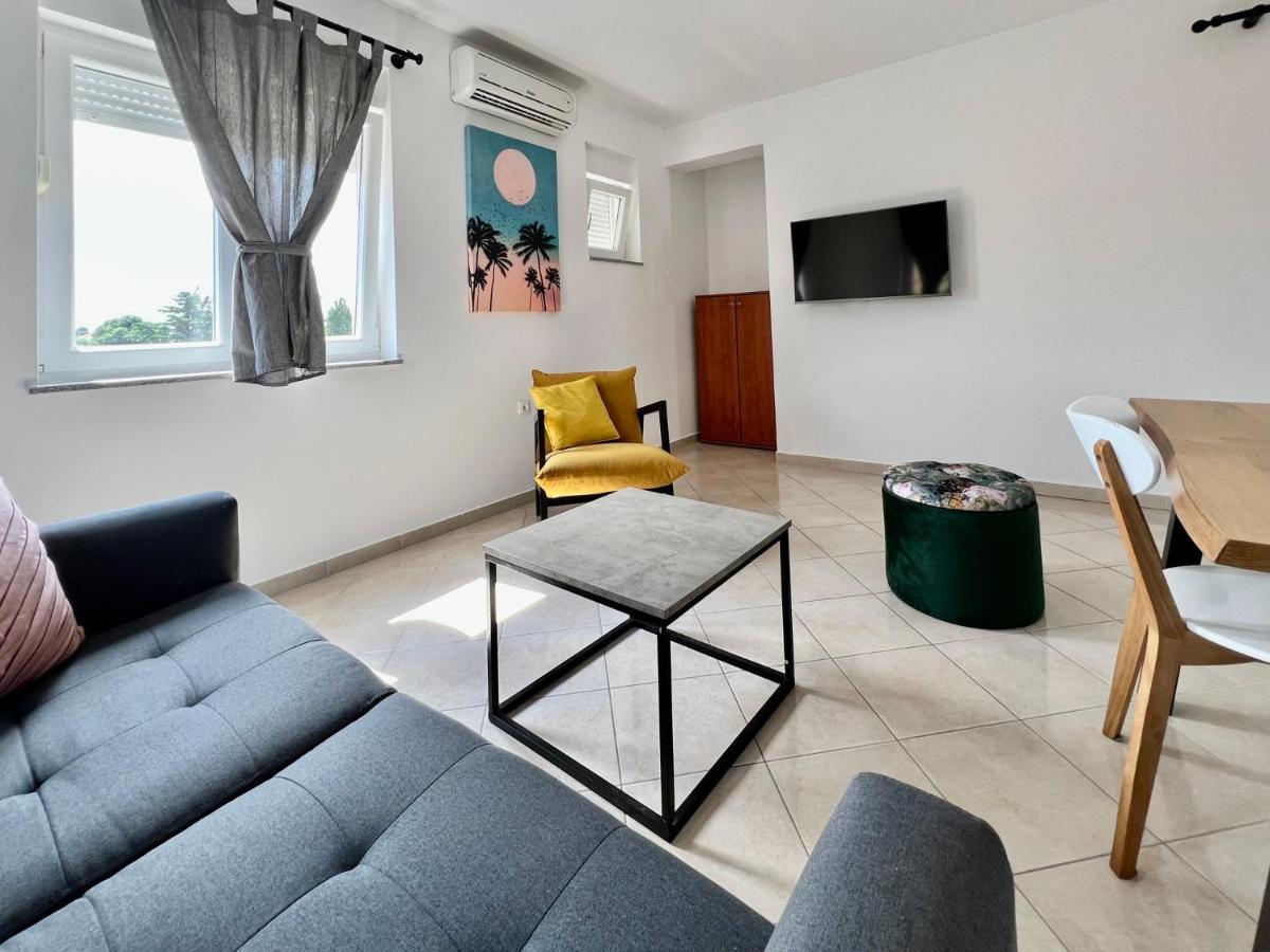 סבטי פיליפ אי ג'קוב B88 Apartments - Vila Palma מראה חיצוני תמונה