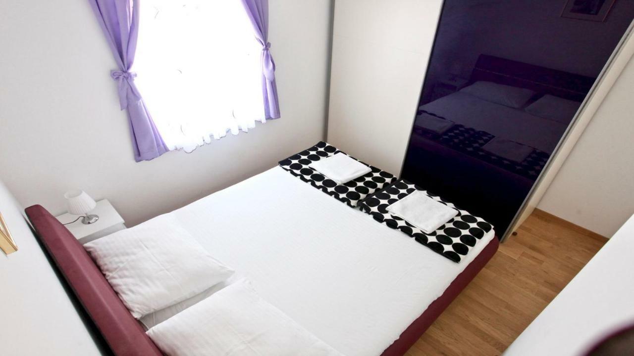 סבטי פיליפ אי ג'קוב B88 Apartments - Vila Palma מראה חיצוני תמונה