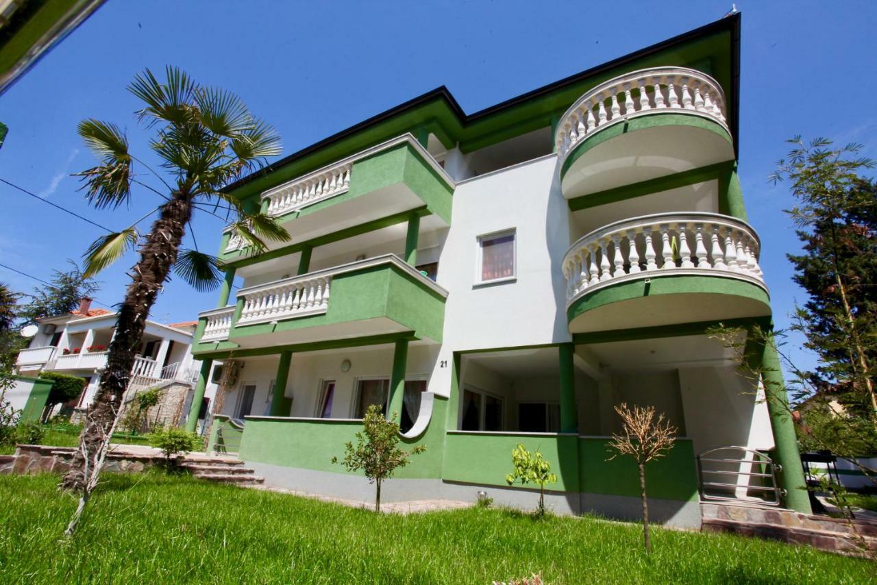 סבטי פיליפ אי ג'קוב B88 Apartments - Vila Palma מראה חיצוני תמונה
