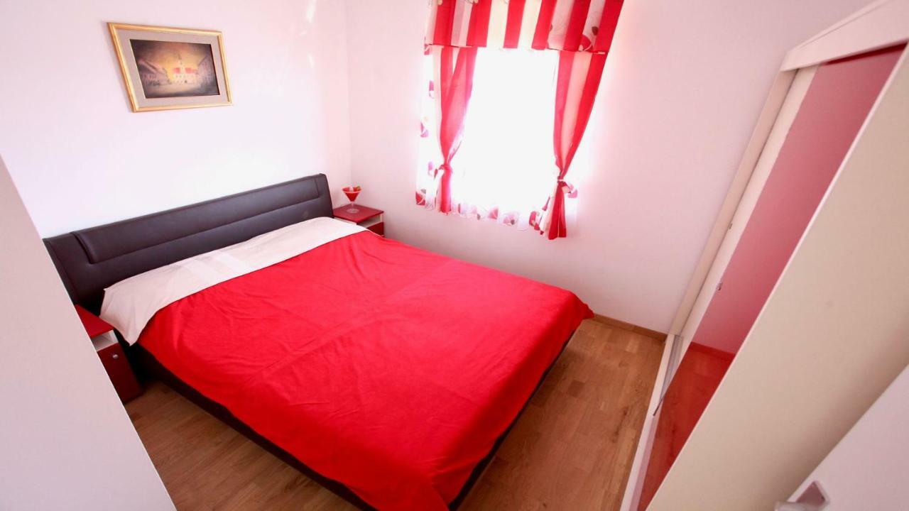 סבטי פיליפ אי ג'קוב B88 Apartments - Vila Palma מראה חיצוני תמונה