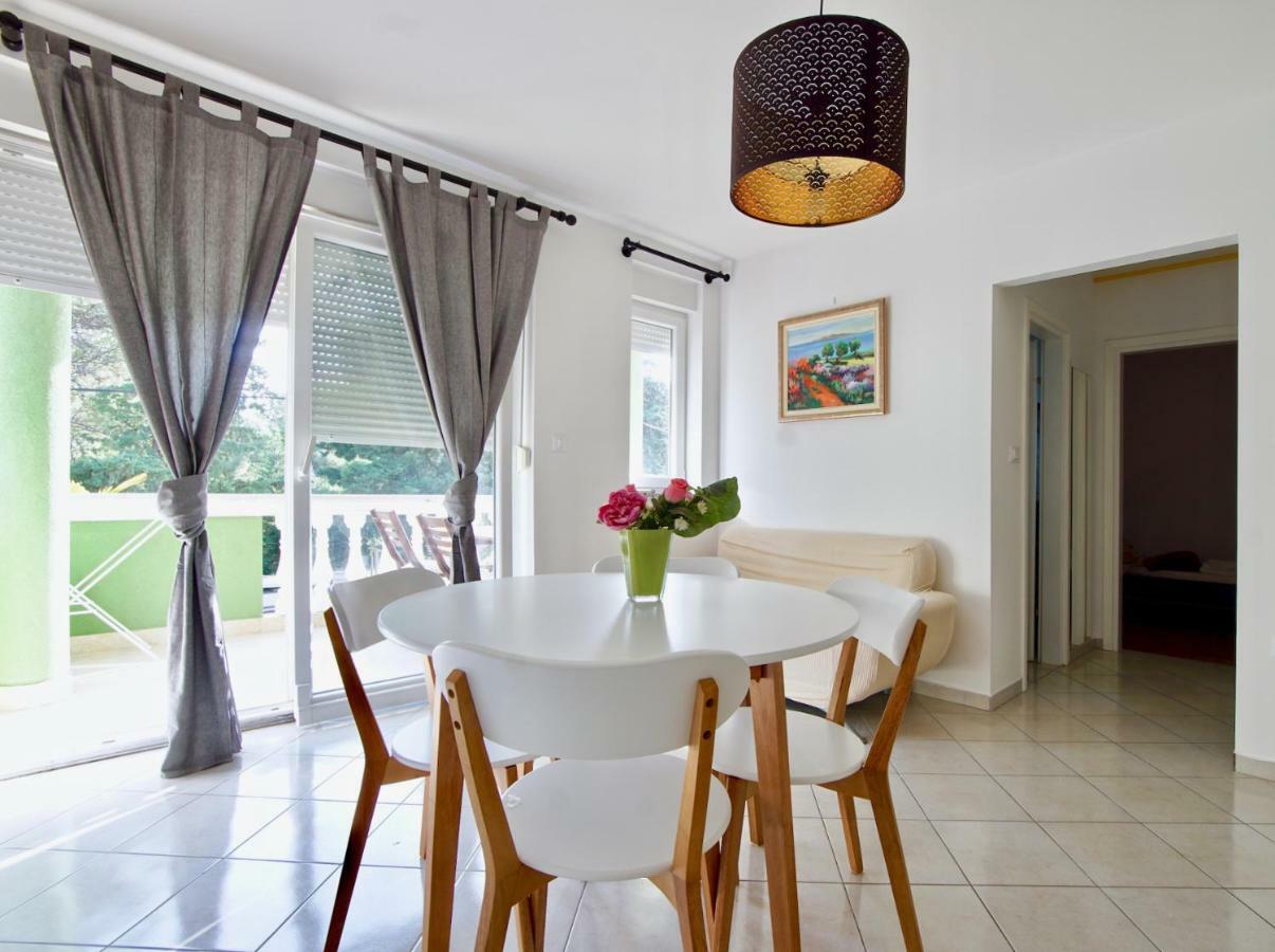 סבטי פיליפ אי ג'קוב B88 Apartments - Vila Palma מראה חיצוני תמונה