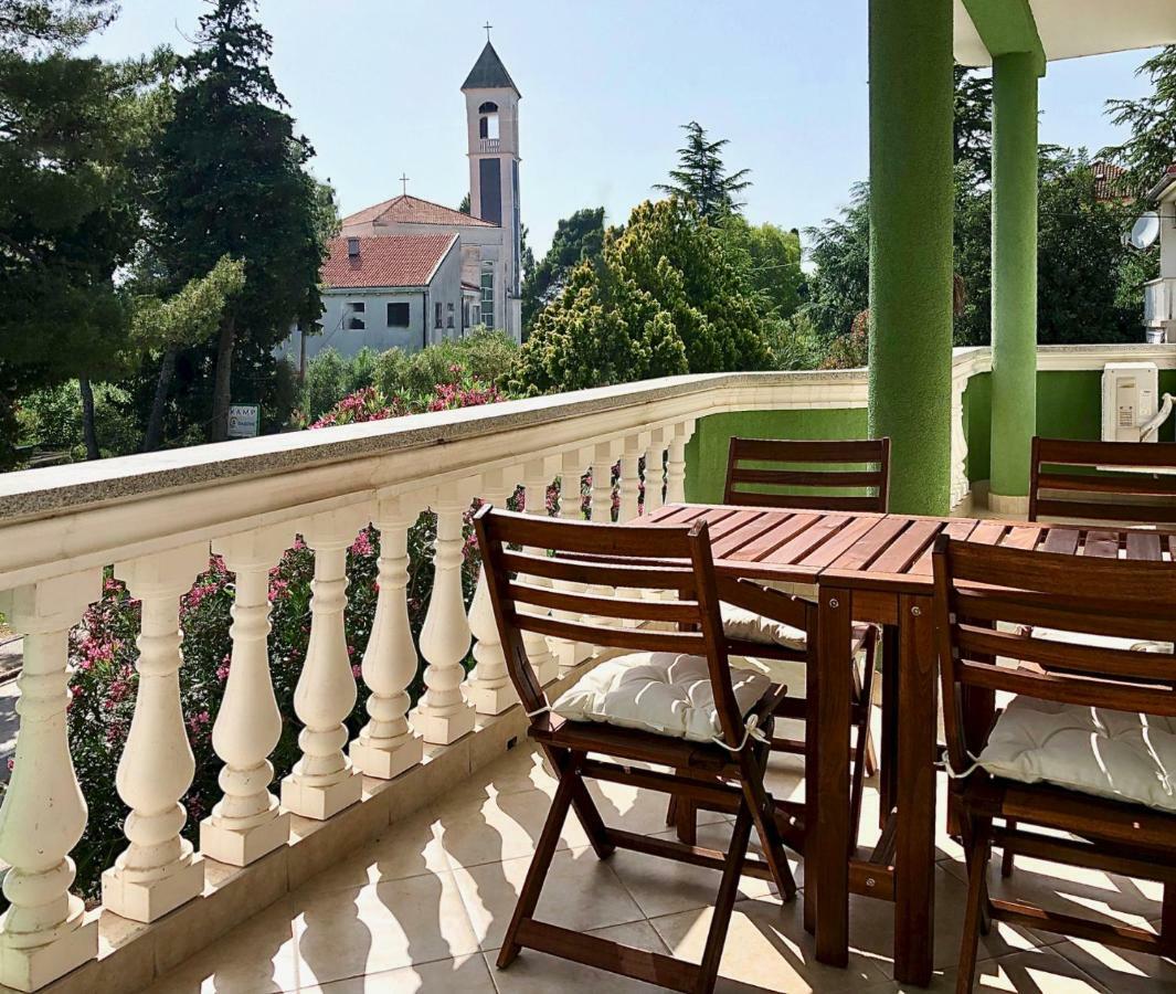סבטי פיליפ אי ג'קוב B88 Apartments - Vila Palma מראה חיצוני תמונה
