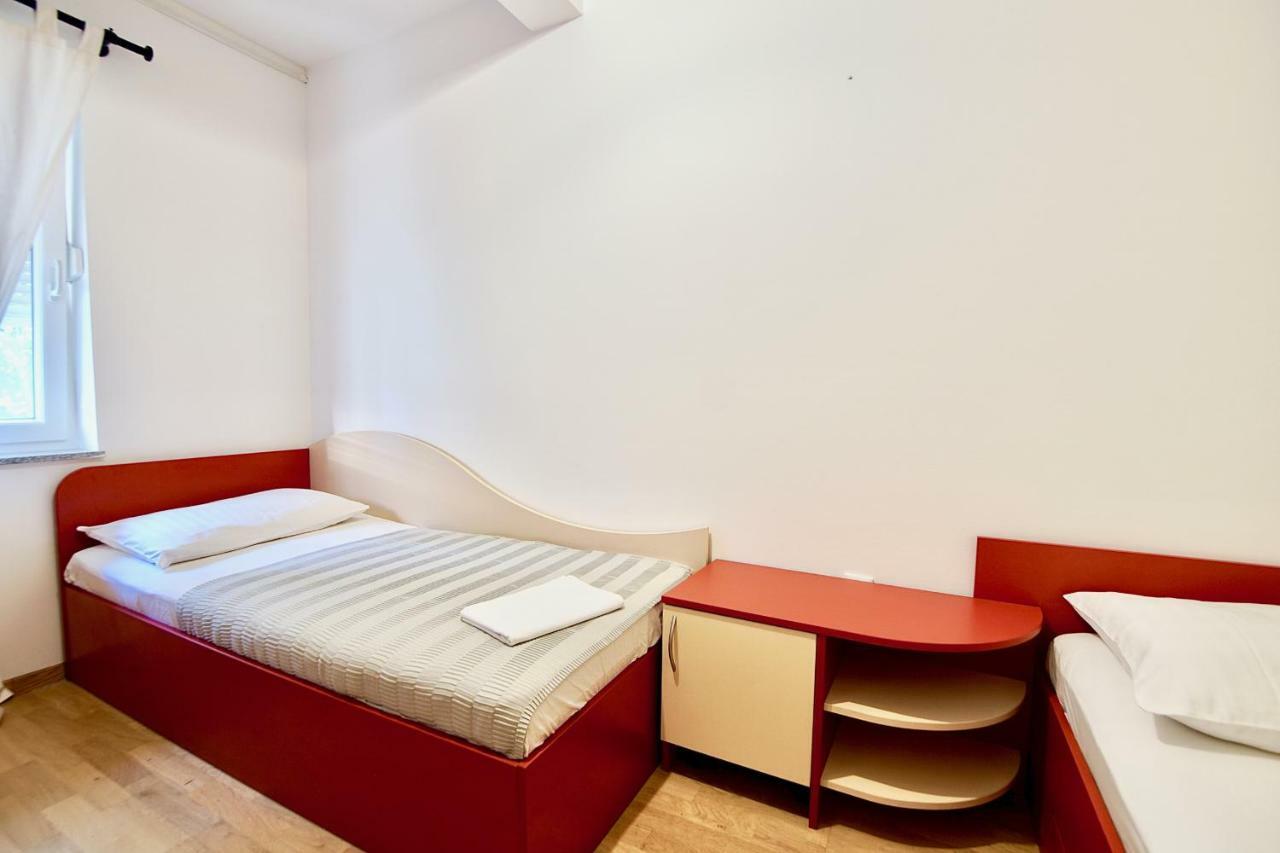 סבטי פיליפ אי ג'קוב B88 Apartments - Vila Palma מראה חיצוני תמונה